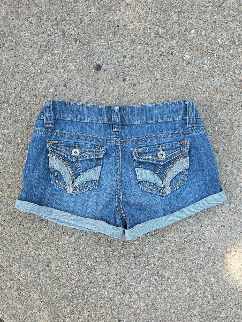 Y2K Mudd Low Rise Cuffed Denim Jean Shorts Size 7